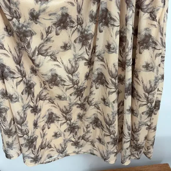 Polagram/Pink Blush Cream Floral Smocked Lined Midi Dress Size Medium - Picture 5 of 7